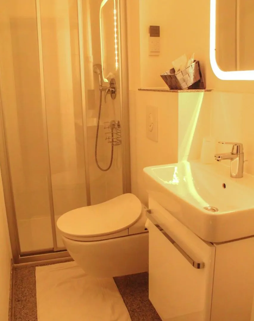 **** Aparthotel Bluestone Boarding Apartments Dusseldorf Germany