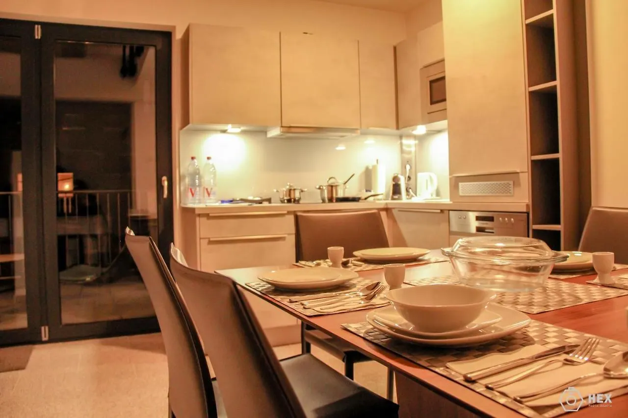 Bluestone Boarding Apartments Dusseldorf Aparthotel