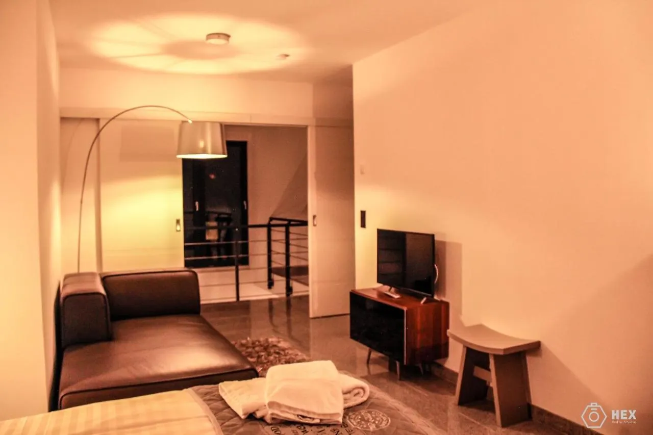 Bluestone Boarding Apartments Dusseldorf Aparthotel