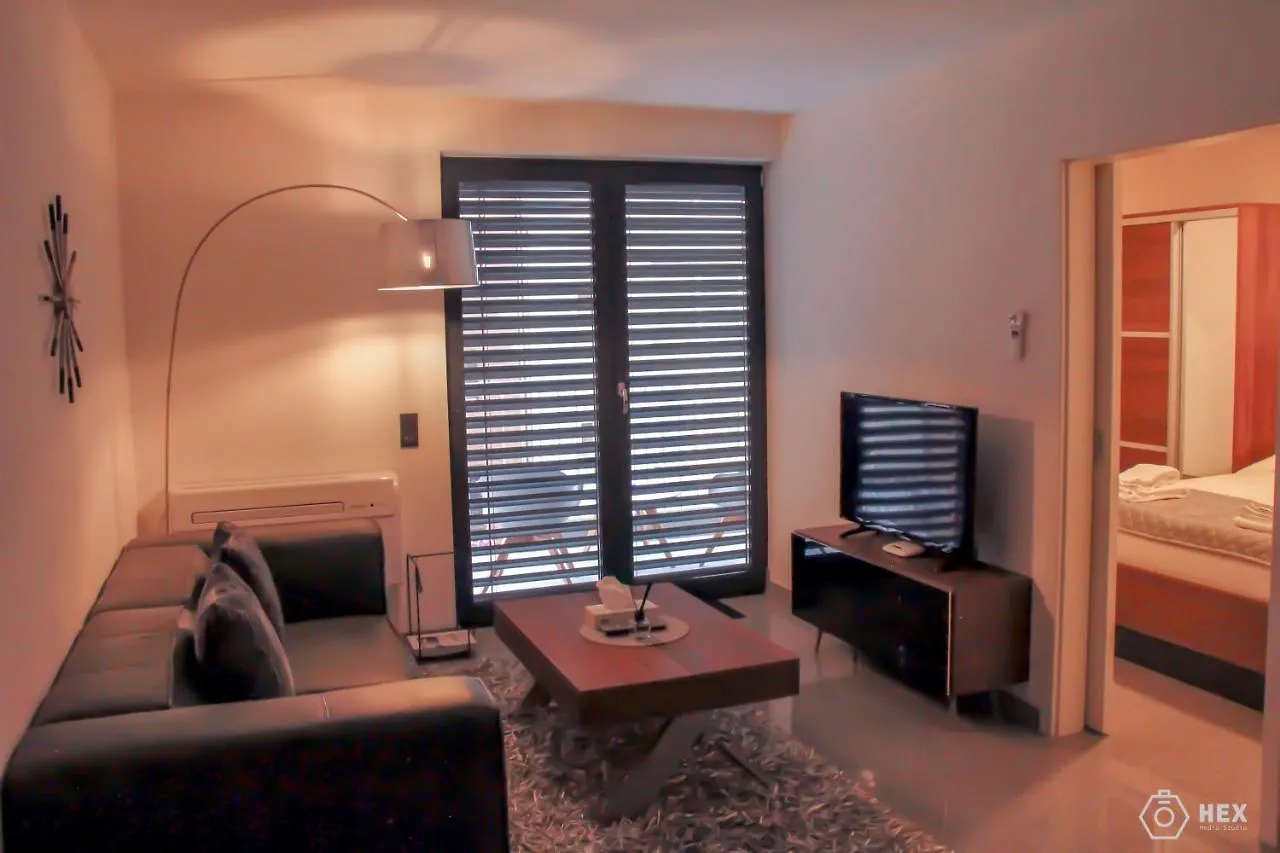 Bluestone Boarding Apartments Dusseldorf Aparthotel